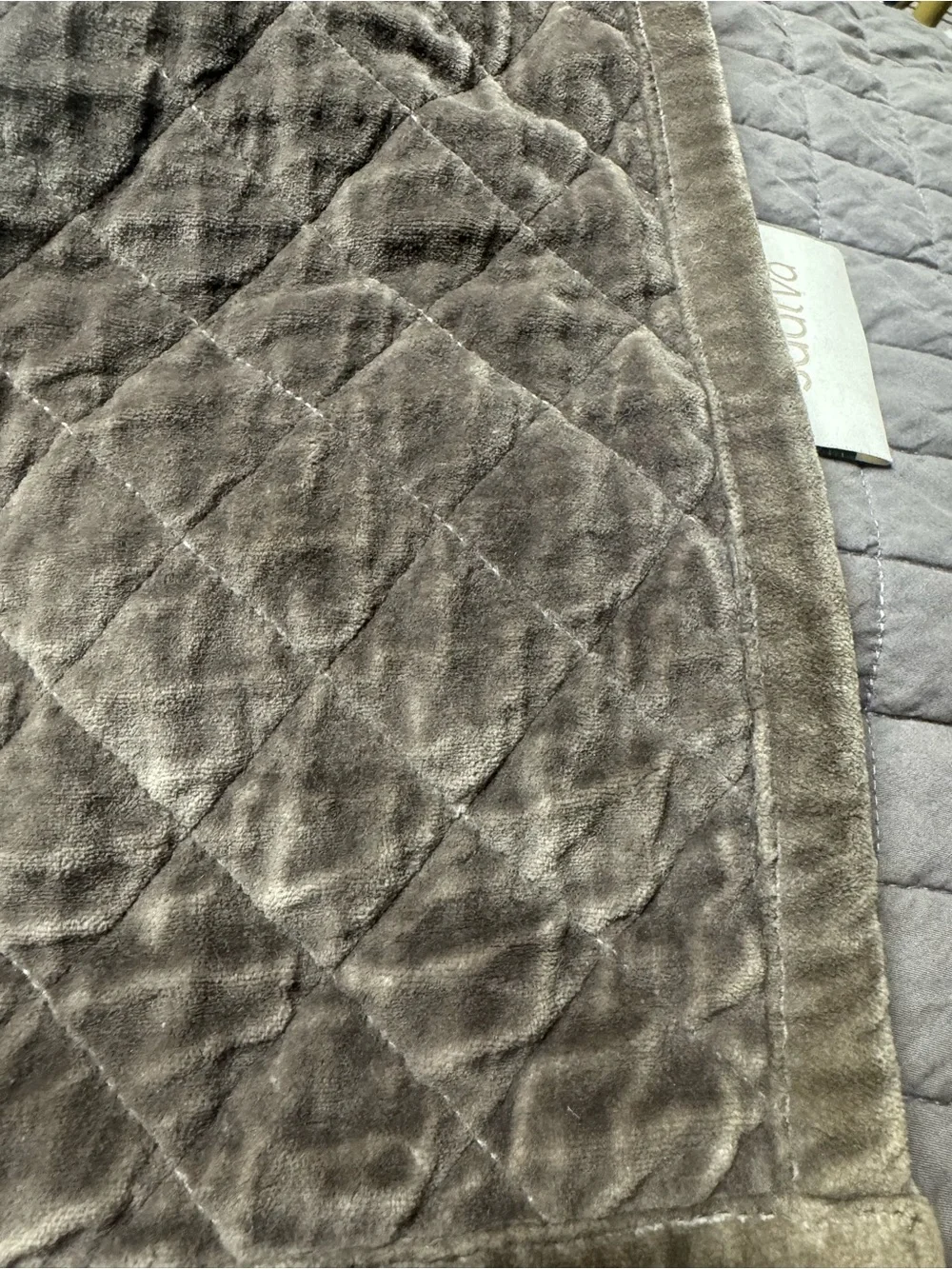 Organic Velvet Diamond Quilt - Charcoal gray full/ Queen comforter